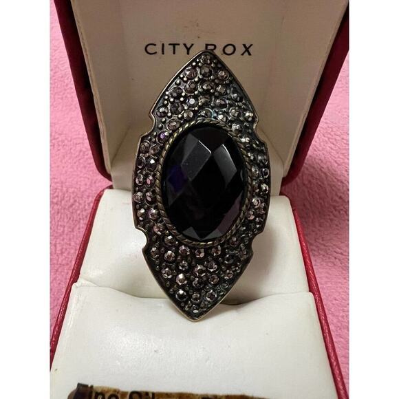 -RING VTG Black Marcasite‎ Stone W/Stretch Brass Band - Picture 1 of 11